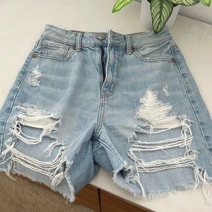 A&E Relaxed Mom Shorts